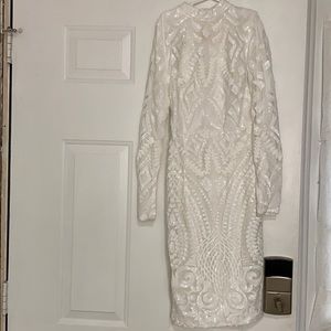 Beautiful white dress size XS